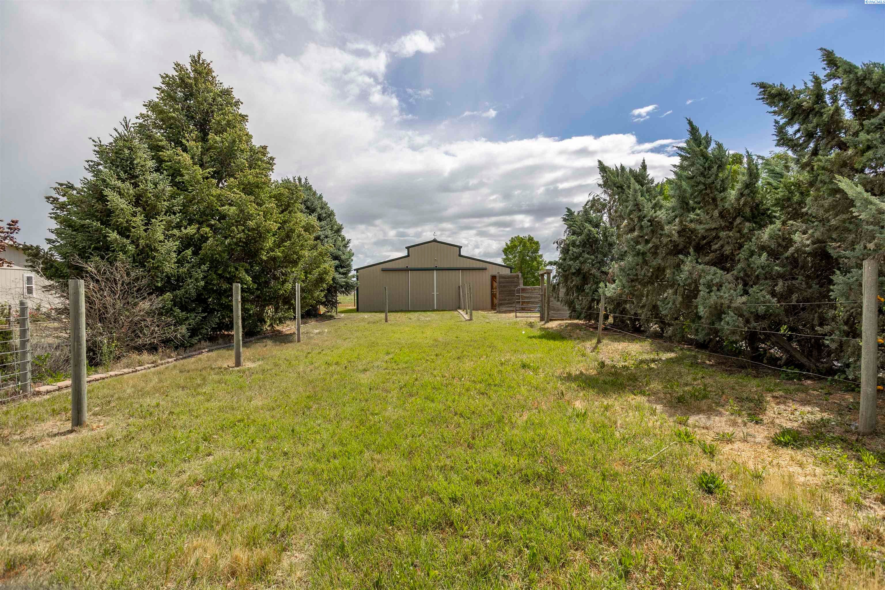 34507 South Finley Road Kennewick, WA 99337 - Photo 2 of 50 Gallery Image 2