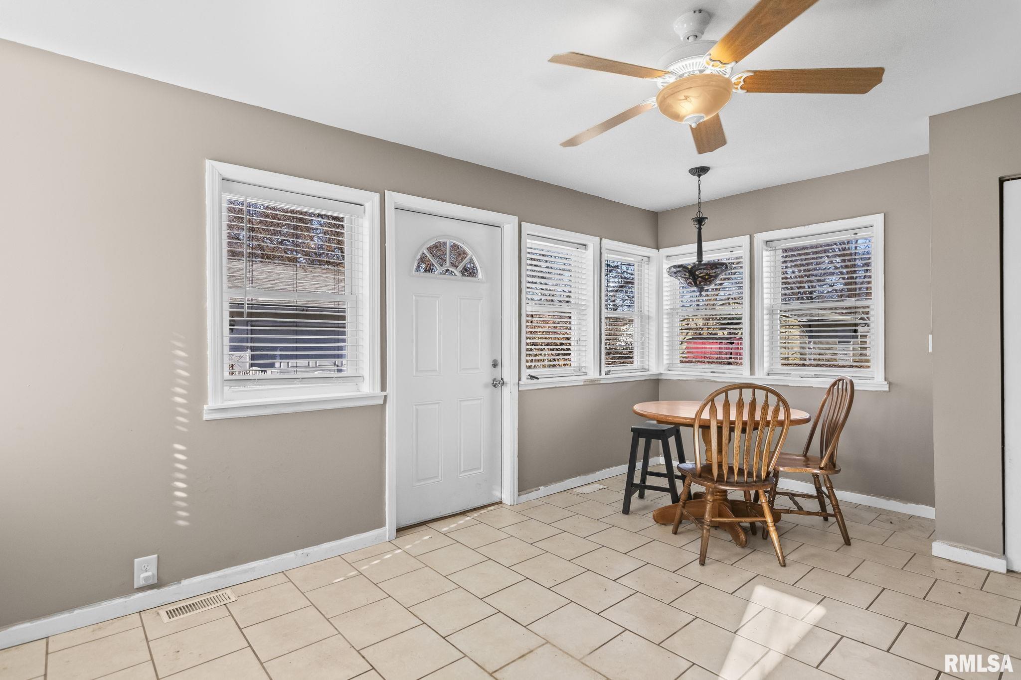 2101 Henley Road Springfield, IL 62702 - Photo 12 of 34