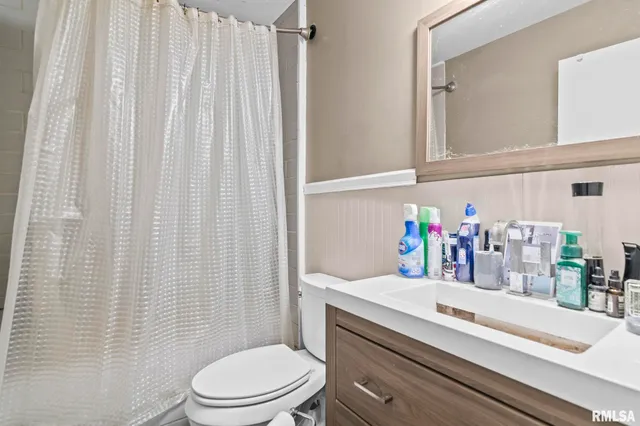 $145,000 | 2101 Henley Road, Springfield, IL 62702