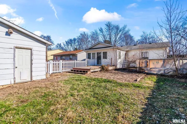 $145,000 | 2101 Henley Road, Springfield, IL 62702