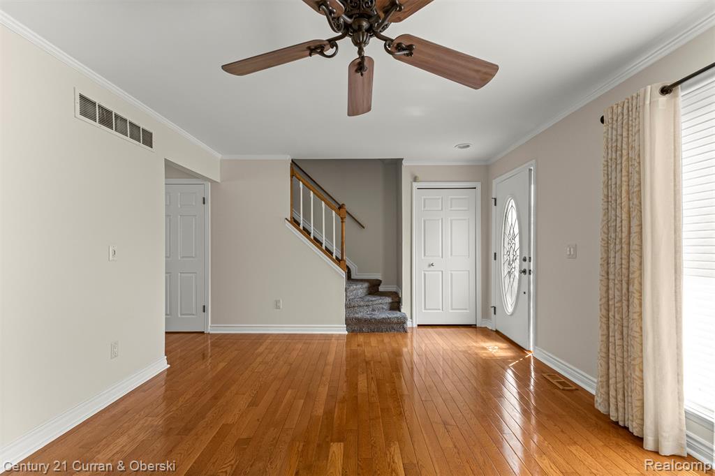 16485 Rudgate Street Southgate, MI 48195 - Photo 7 of 37