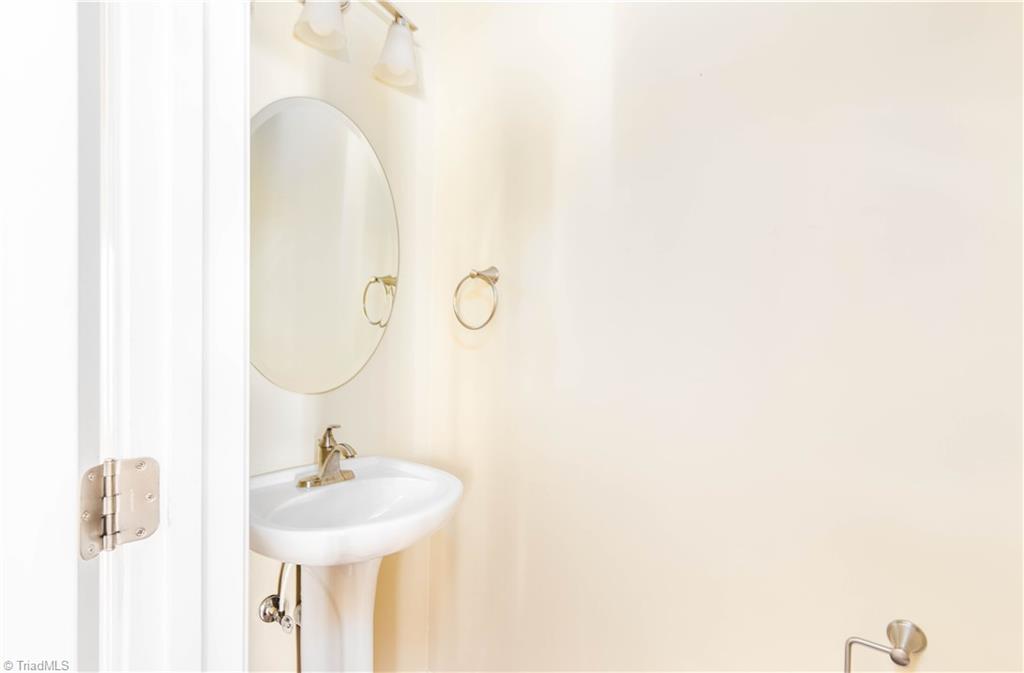 4027 Clinard Road Clemmons, NC 27012 - Photo 11 of 25 Main Level 1/2 bath