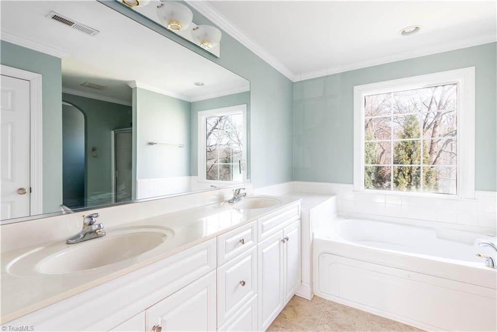 4027 Clinard Road Clemmons, NC 27012 - Photo 13 of 25