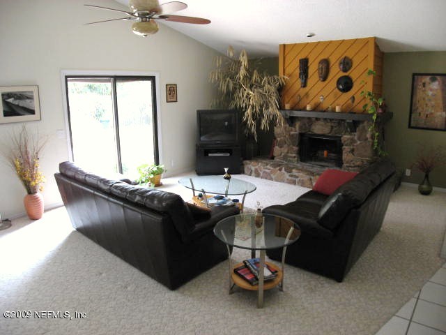 1141 Kings Road Neptune Beach, FL 32266 - Photo 2 of 7 Living Room
