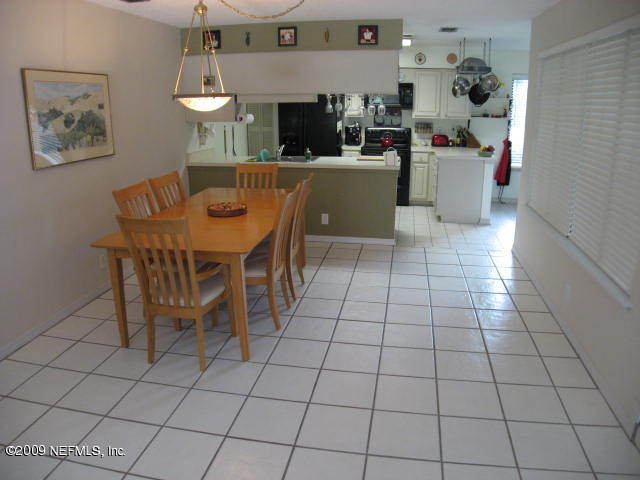 1141 Kings Road Neptune Beach, FL 32266 - Photo 4 of 7 Dining Area