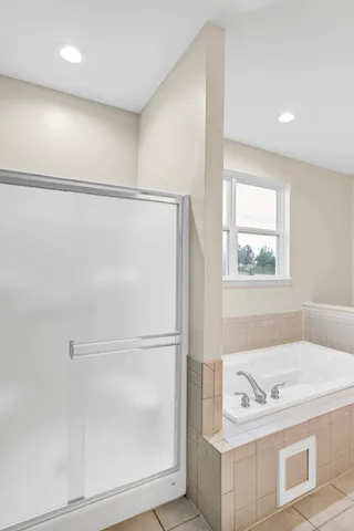 $3,900 | 2660 Harnish Drive, Algonquin, IL 60102