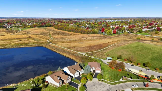 $3,900 | 2660 Harnish Drive, Algonquin, IL 60102