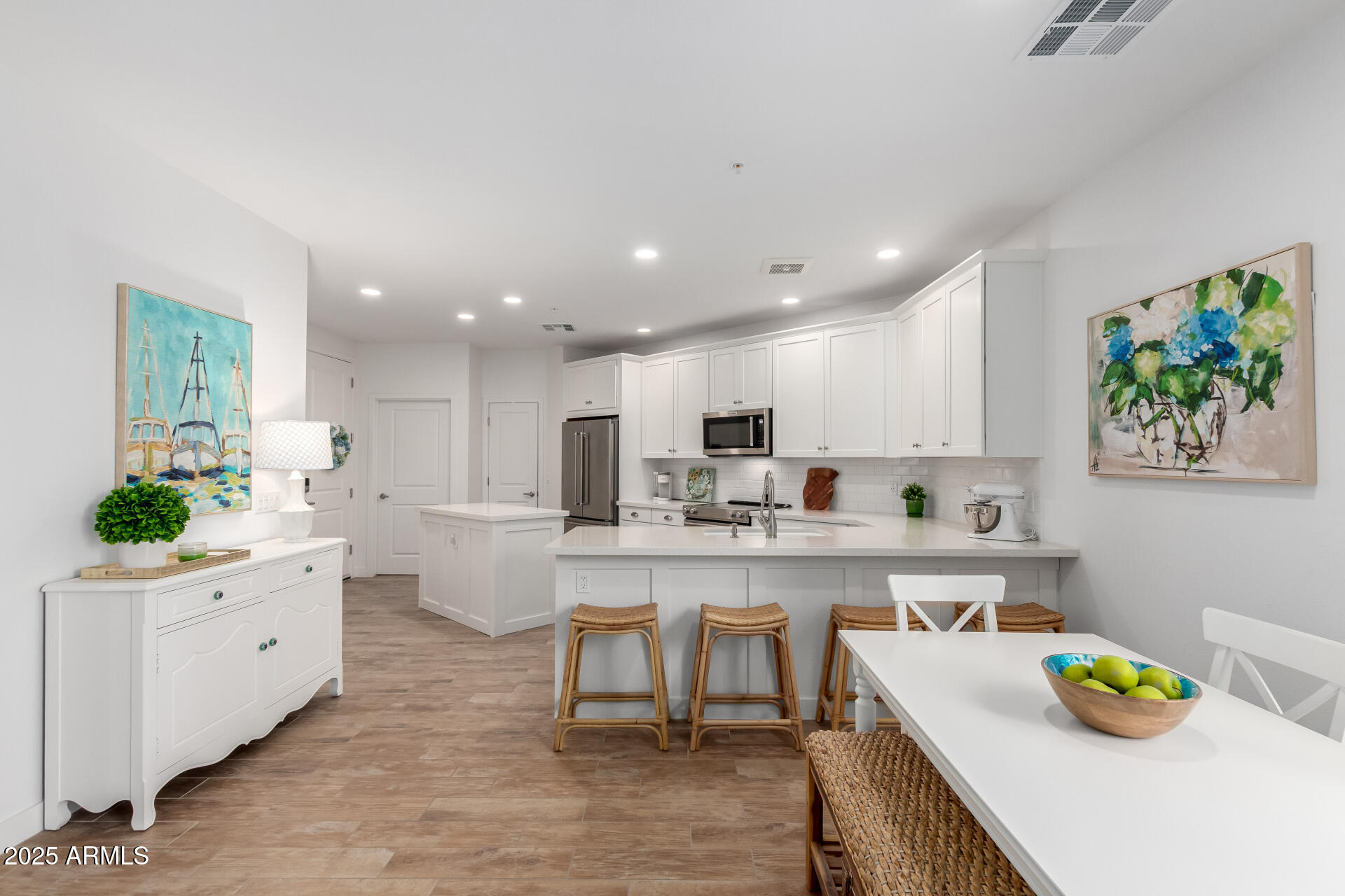 2511 West Queen Creek Road, Unit 174 Chandler, AZ 85248 - Photo 16 of 49 Dining