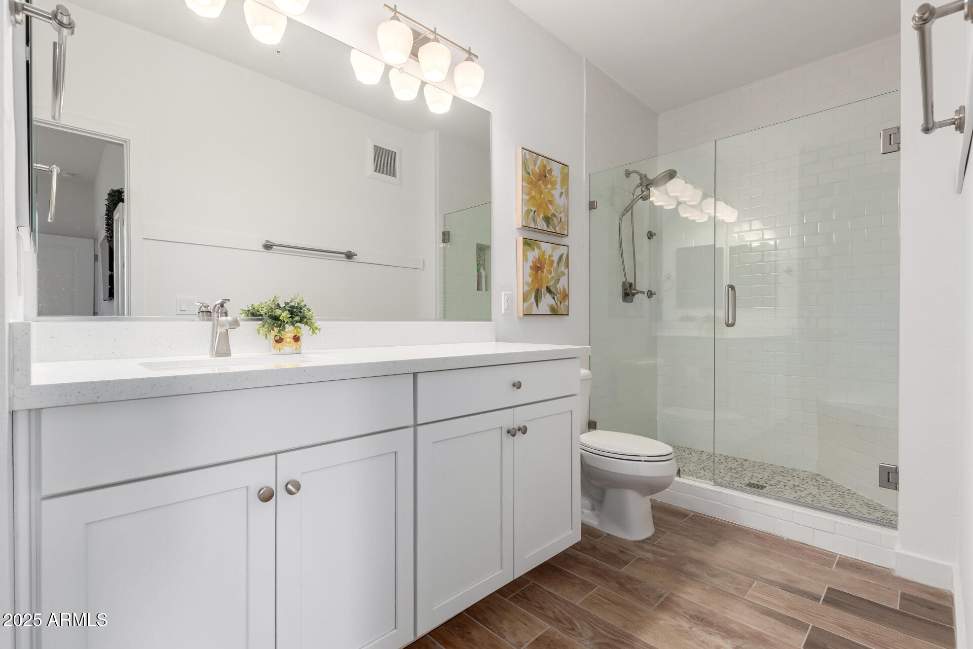 2511 West Queen Creek Road, Unit 174 Chandler, AZ 85248 - Photo 23 of 49 Master Bathroom