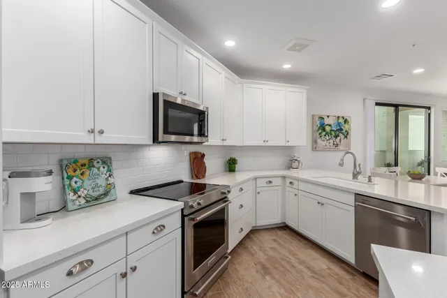 $387,000 | 2511 West Queen Creek Road, Unit 174, Chandler, AZ 85248