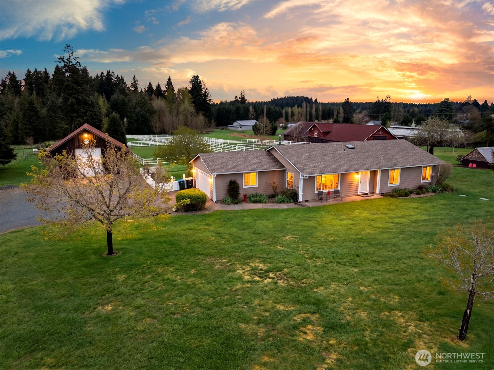 689 Rhoades Road Winlock, WA 98596 - Photo 2 of 37 Gallery Image 2