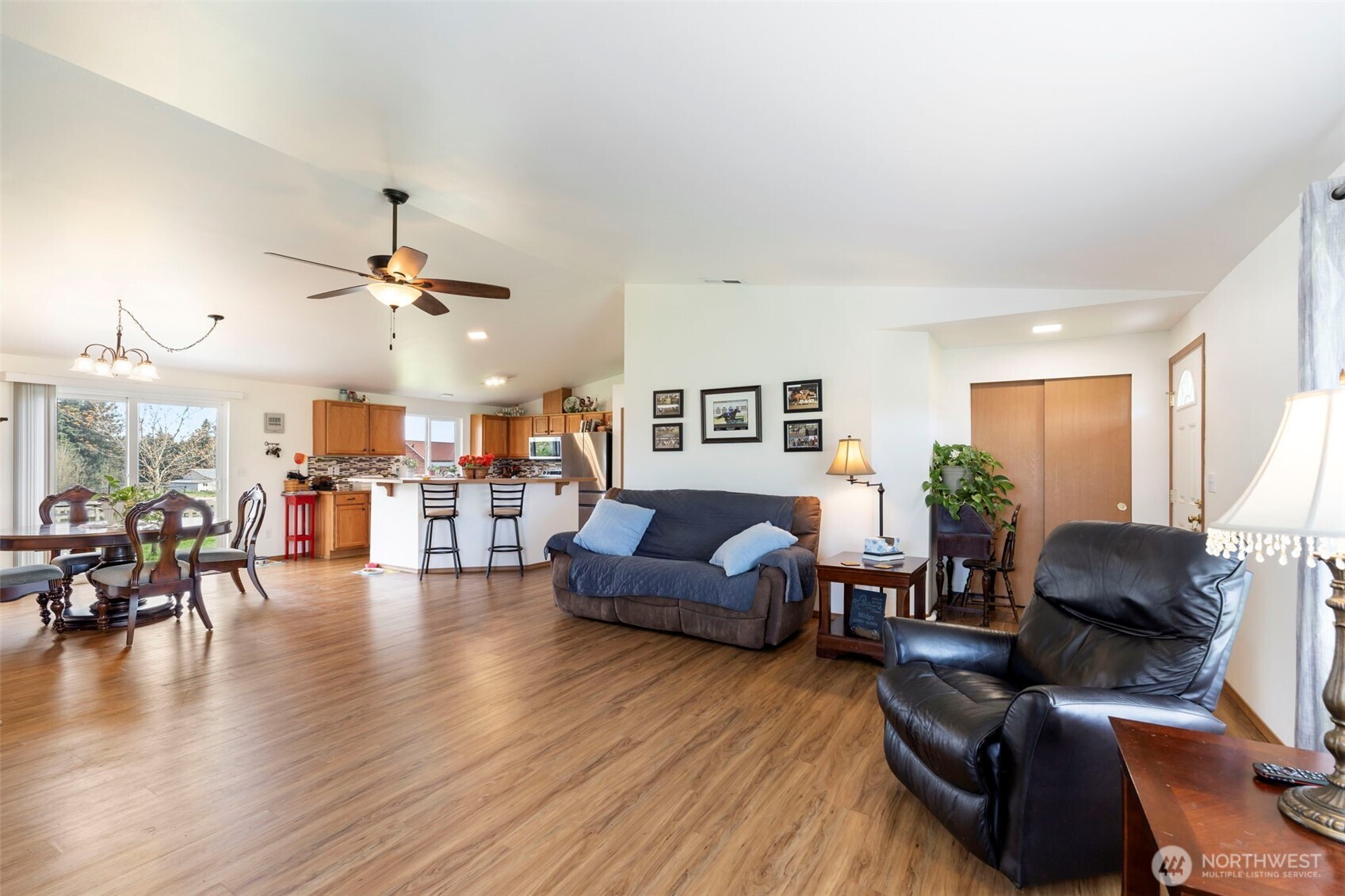 689 Rhoades Road Winlock, WA 98596 - Photo 10 of 37 Gallery Image 10