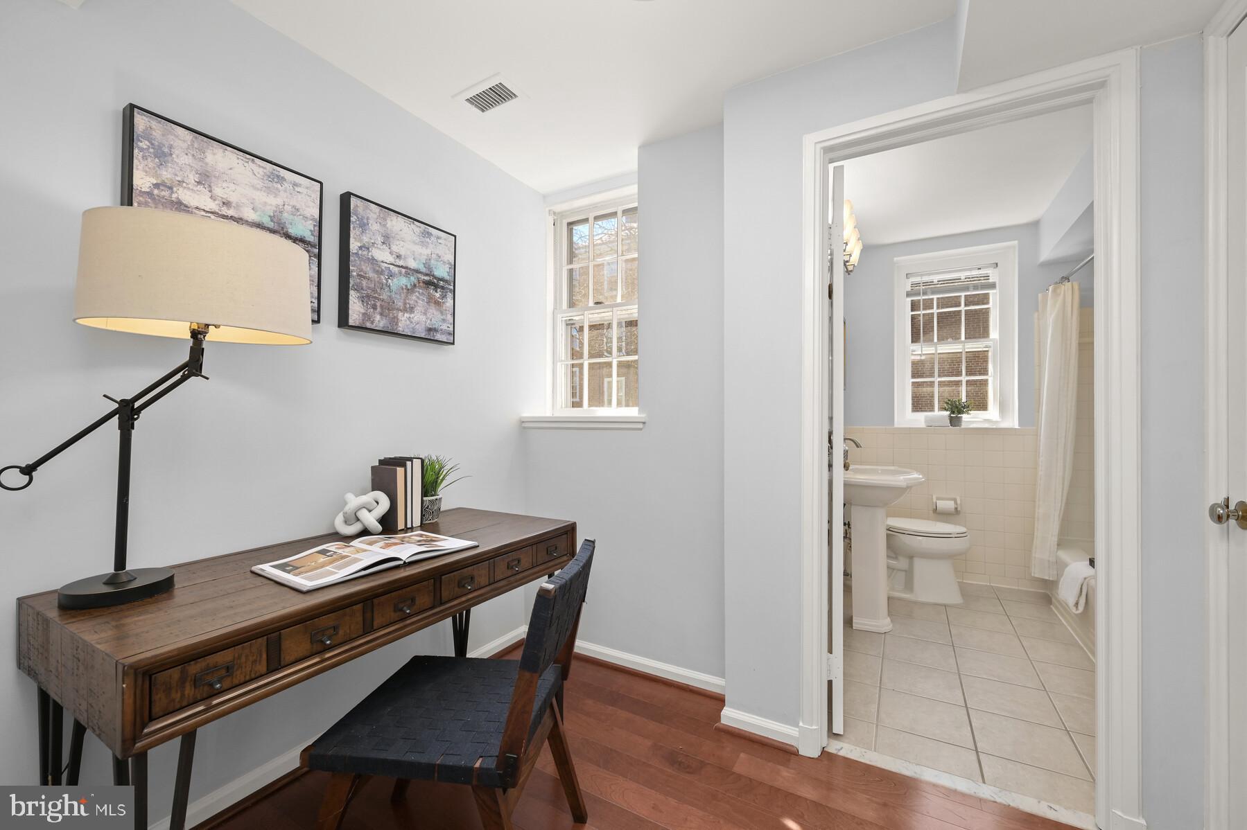 3520 39th Street Northwest, Unit B656 Washington, DC 20016 - Photo 12 of 42