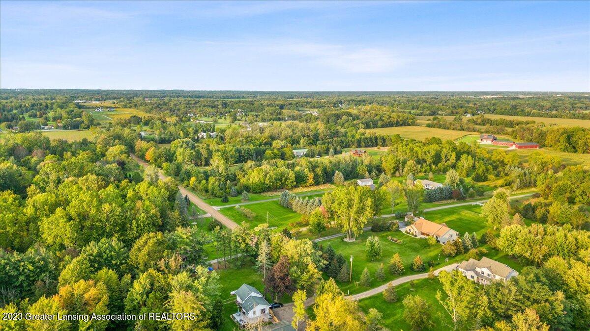 10568 Royston Road Grand Ledge, MI 48837 - Photo 55 of 60 08-Media Jett-10