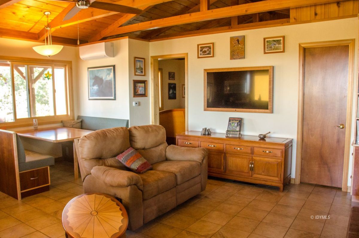 54350 Valley-View Idyllwild, CA 92549 - Photo 10 of 19 Untitled