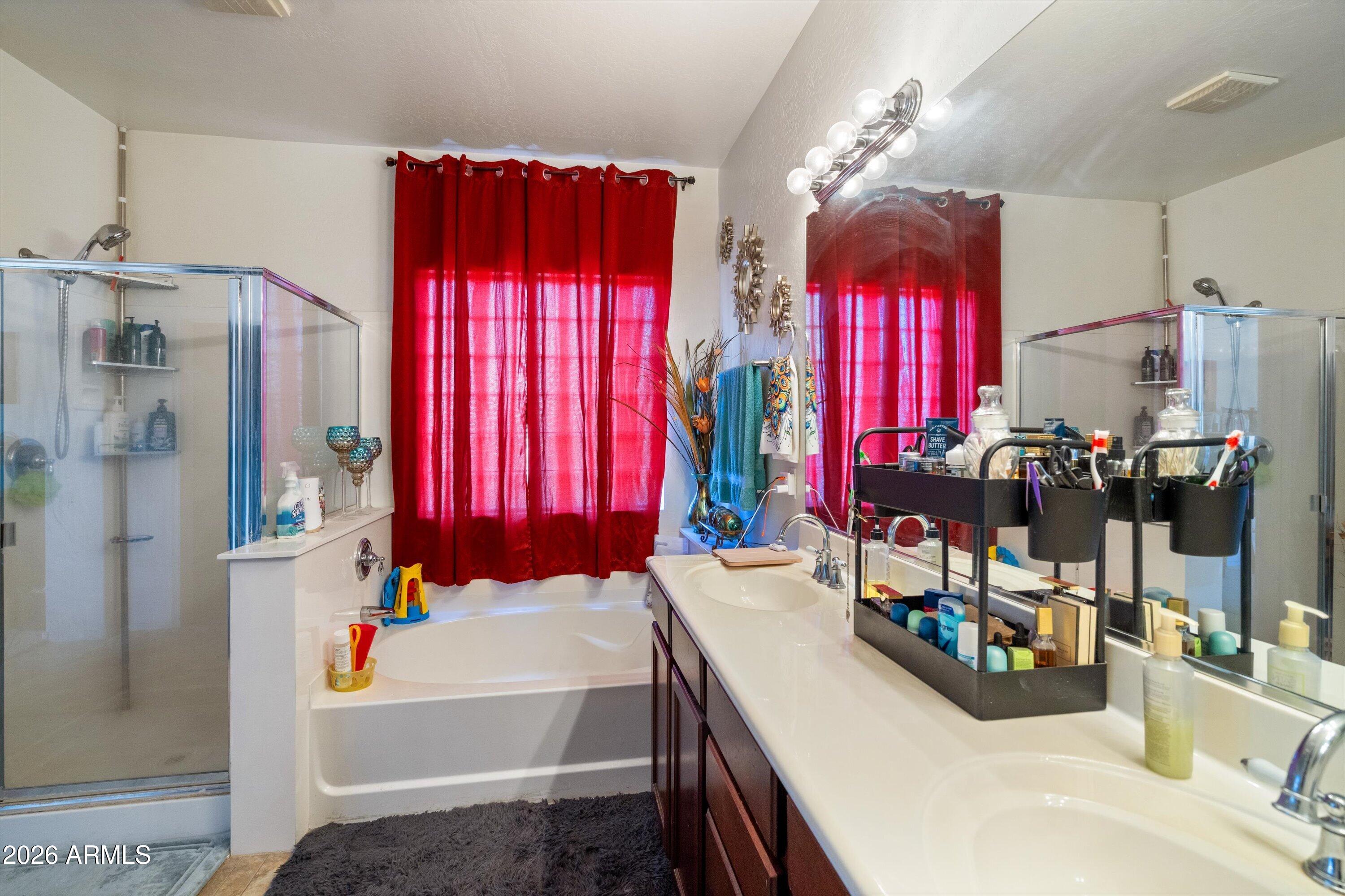 9630 Barley Road Florence, AZ 85132 - Photo 31 of 49 32-Master Suite Bath