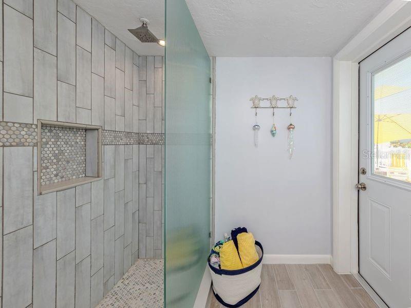 918 Gibbs Road Venice, FL 34285 - Photo 22 of 41 Gallery Image 22