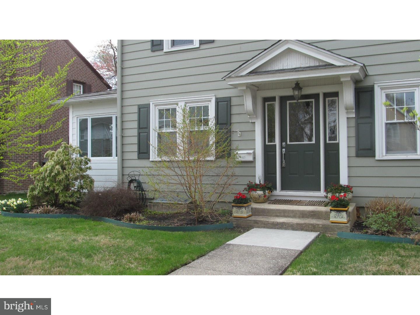 323 Kathmere Road Havertown, PA 19083 - Photo 2 of 24