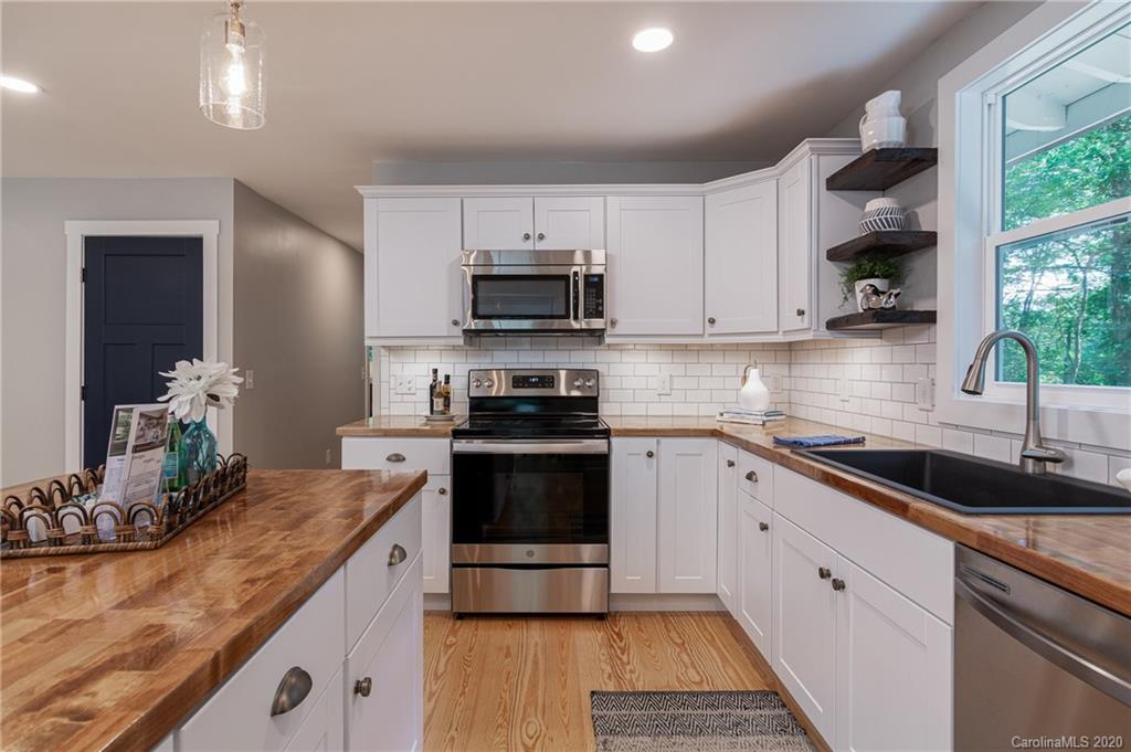 159 Livingston Road Fletcher, NC 28732 - Photo 13 of 48 Gallery Image 13