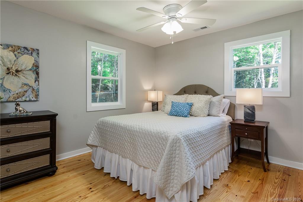 159 Livingston Road Fletcher, NC 28732 - Photo 16 of 48 Gallery Image 16