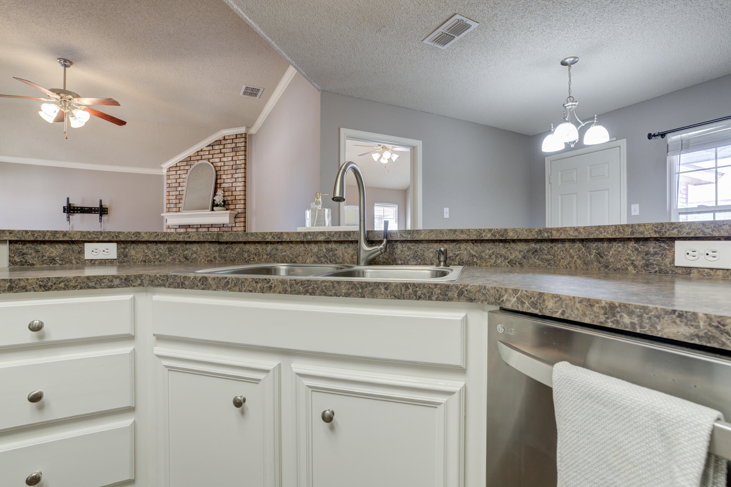 1008 Primrose Avenue Lubbock, TX 79416 - Photo 19 of 51 DSC09134_5_6_7_8