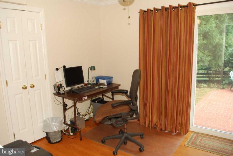 8719 Waterford Road Alexandria, VA 22308 - Photo 11 of 24 Bedroom #3