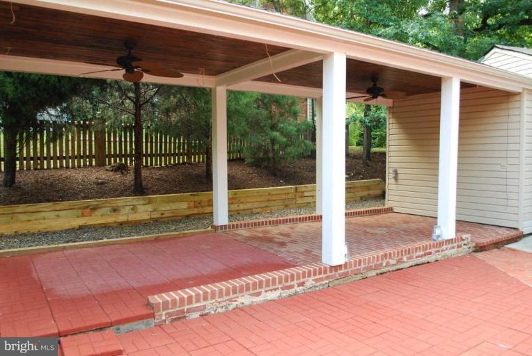 8719 Waterford Road Alexandria, VA 22308 - Photo 22 of 24 Exterior #2