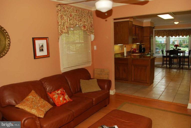 8719 Waterford Road Alexandria, VA 22308 - Photo 8 of 24 Family Room