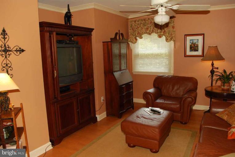 8719 Waterford Road Alexandria, VA 22308 - Photo 9 of 24 Family Room #2