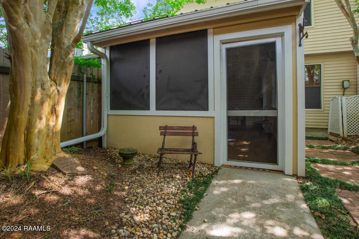 138 South Beadle Road Lafayette, LA 70508 - Photo 17 of 18 138 S Beadle-17