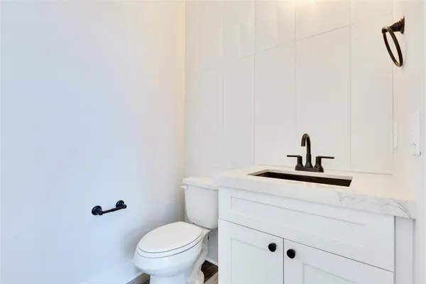 $4,200 | 1304 Minnie Drive, Austin, TX 78732