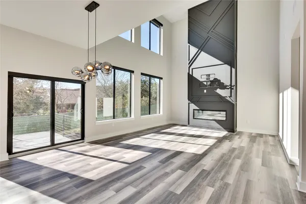 $4,200 | 1304 Minnie Drive, Austin, TX 78732