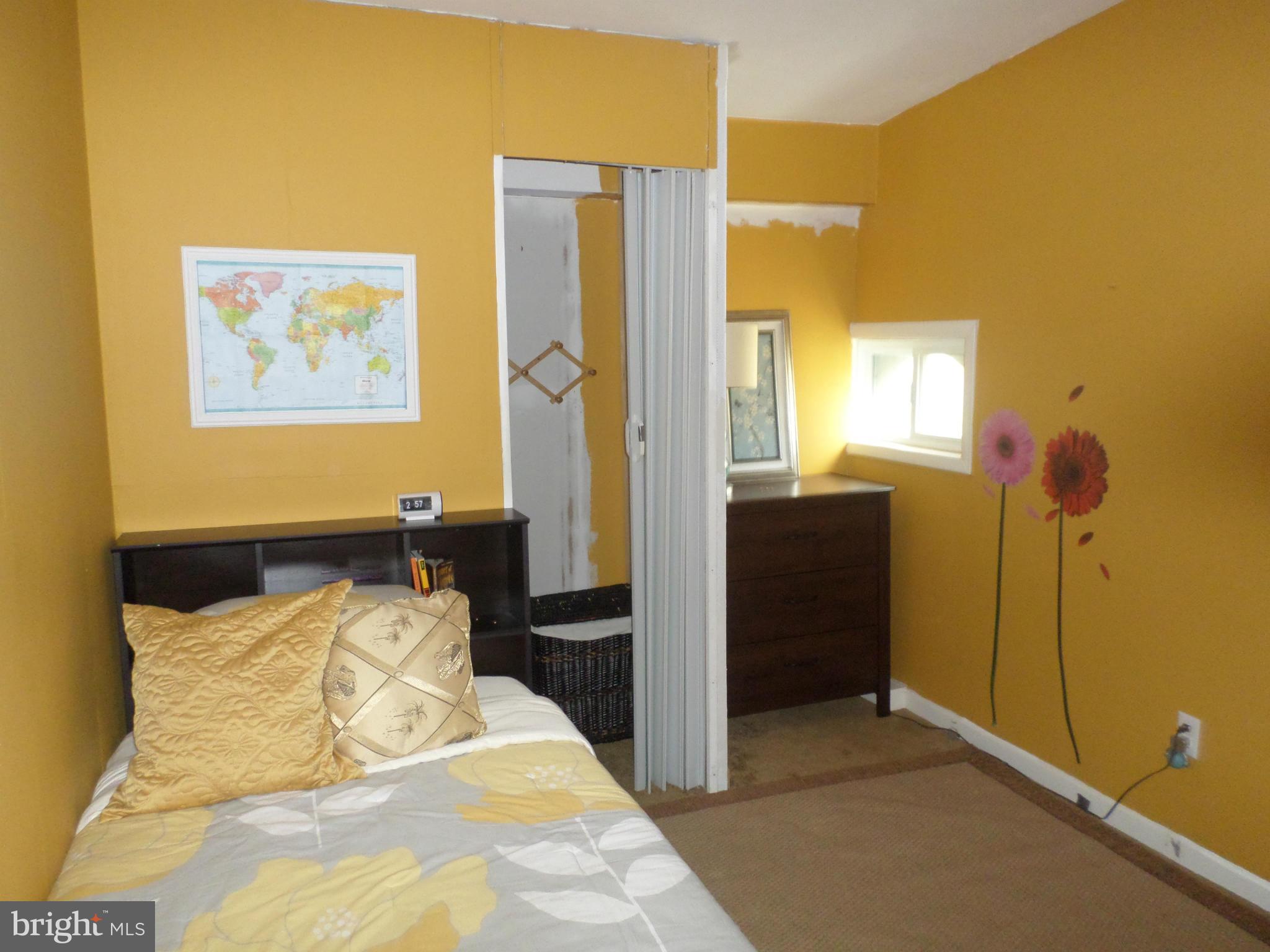 439 Park Road Northwest Washington, DC 20010 - Photo 17 of 25 Bedroom