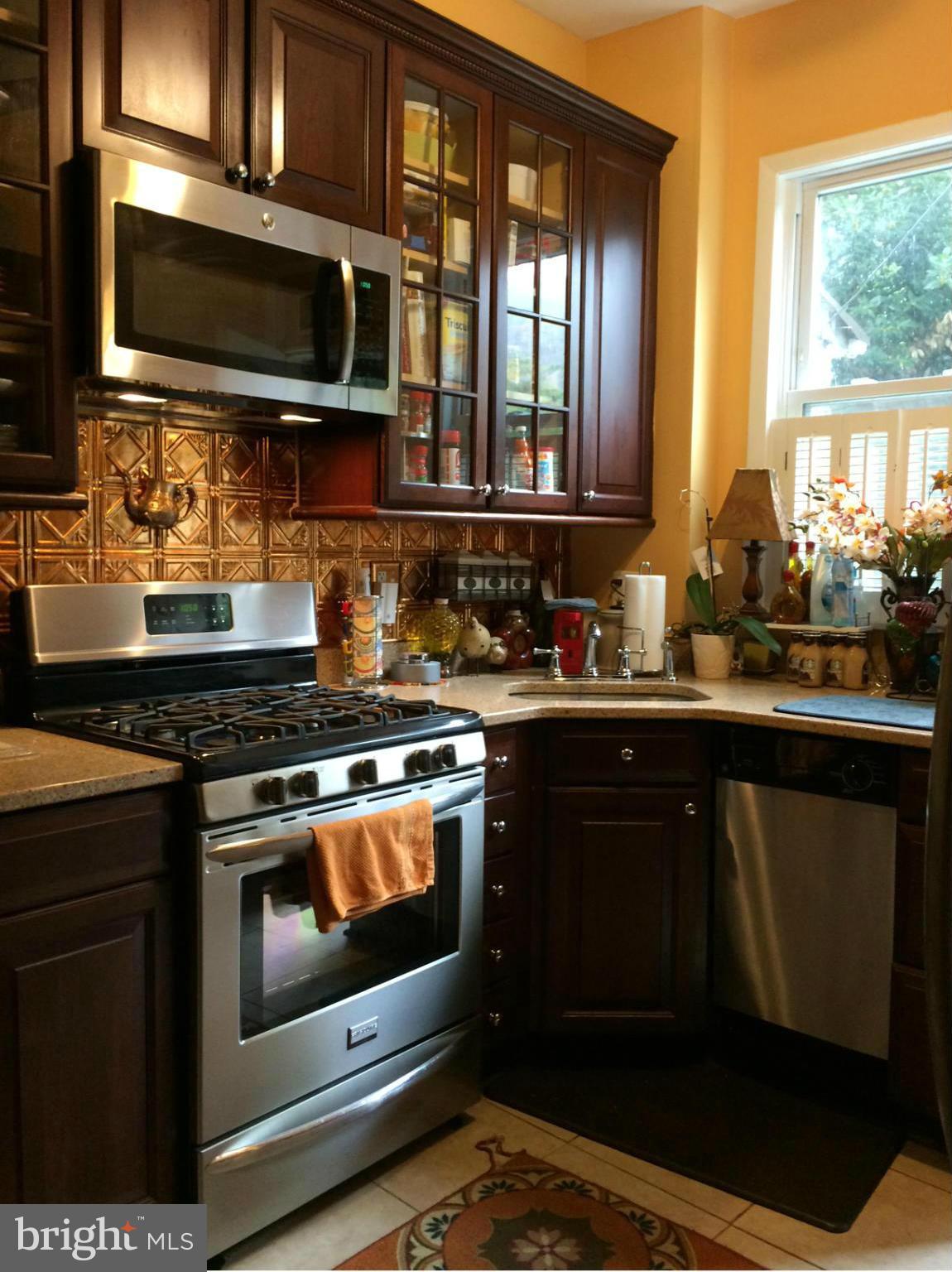 439 Park Road Northwest Washington, DC 20010 - Photo 8 of 25 Kitchen