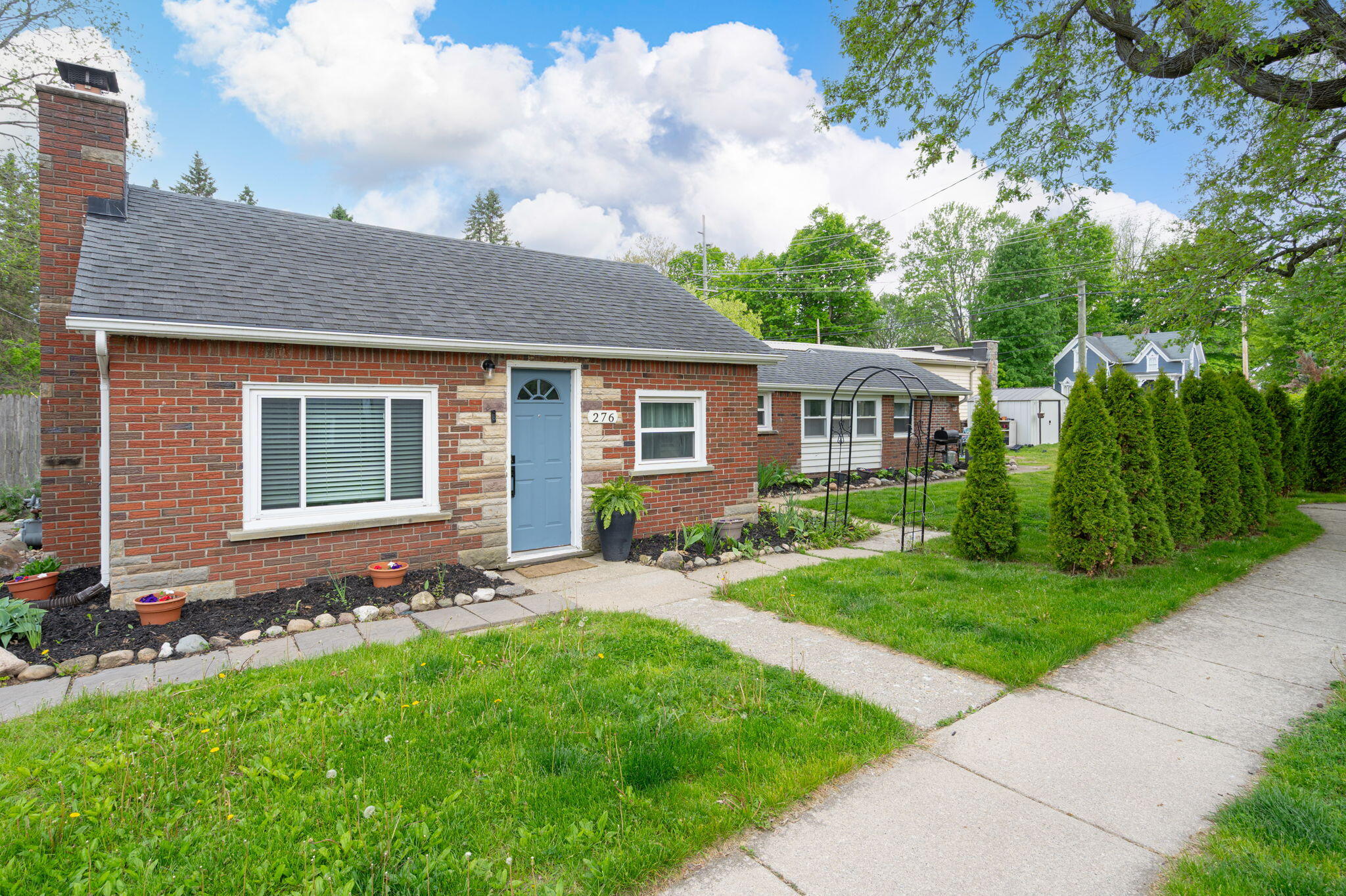 276 East Gates Street Romeo, MI 48065 - Photo 2 of 26 2-web-or-mls-exteriors-2