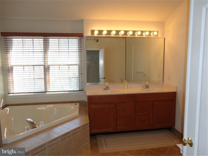 3701 Green Ridge Road Furlong, PA 18925 - Photo 17 of 25