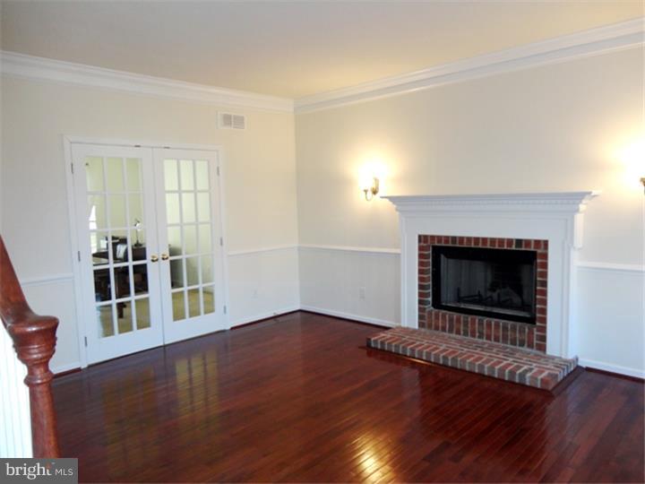 3701 Green Ridge Road Furlong, PA 18925 - Photo 8 of 25 Living Room