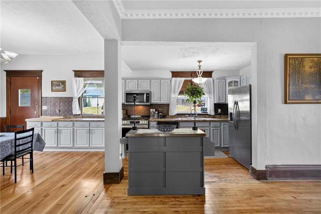 24 Shady Avenue Burgettstown, PA 15021 - Photo 21 of 50 Light, bright, airy and open kitchen space.
