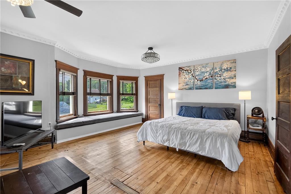 24 Shady Avenue Burgettstown, PA 15021 - Photo 27 of 50 Primary bedroom.