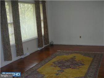 1312 Oxmead Road Burlington, NJ 08016 - Photo 5 of 12 Gallery Image 5