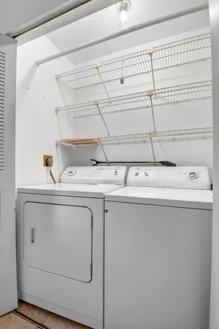 $239,500 | 3454 Americo Drive, West Palm Beach, FL 33417