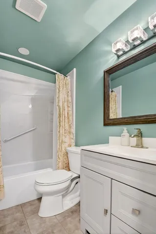 $239,500 | 3454 Americo Drive, West Palm Beach, FL 33417