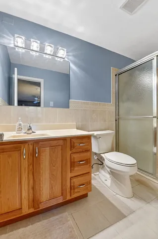 $239,500 | 3454 Americo Drive, West Palm Beach, FL 33417