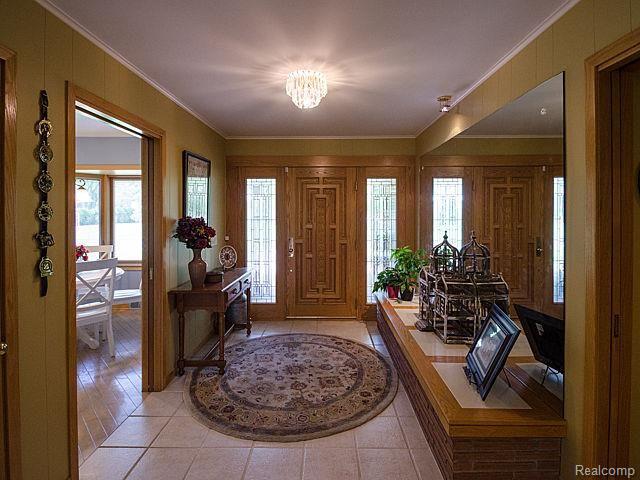 6435 Apple Orchard Lane Rochester Hills, MI 48306 - Photo 6 of 77