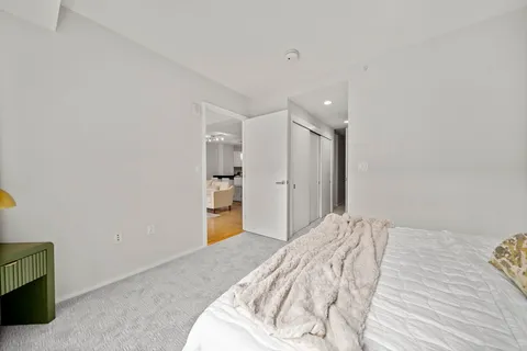 $799,000 | 2 Earhart Street, Unit 308, Cambridge, MA 02141