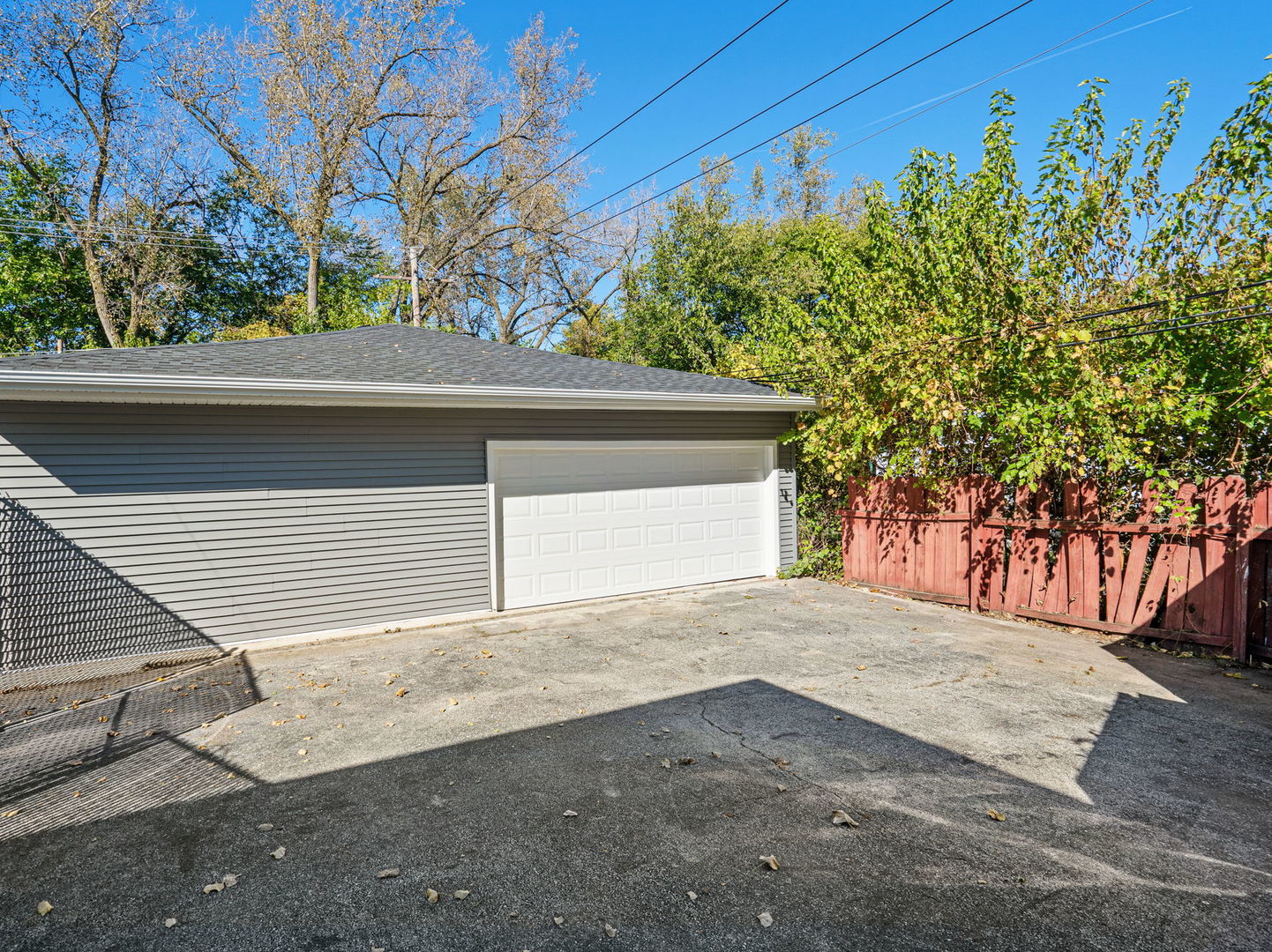 3824 Sunset Avenue Markham, IL 60428 - Photo 15 of 15 a view of backyard and tree