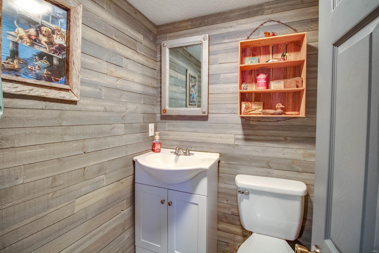 110 Springer Drive Godfrey, IL 62035 - Photo 26 of 34 Gallery Image 26