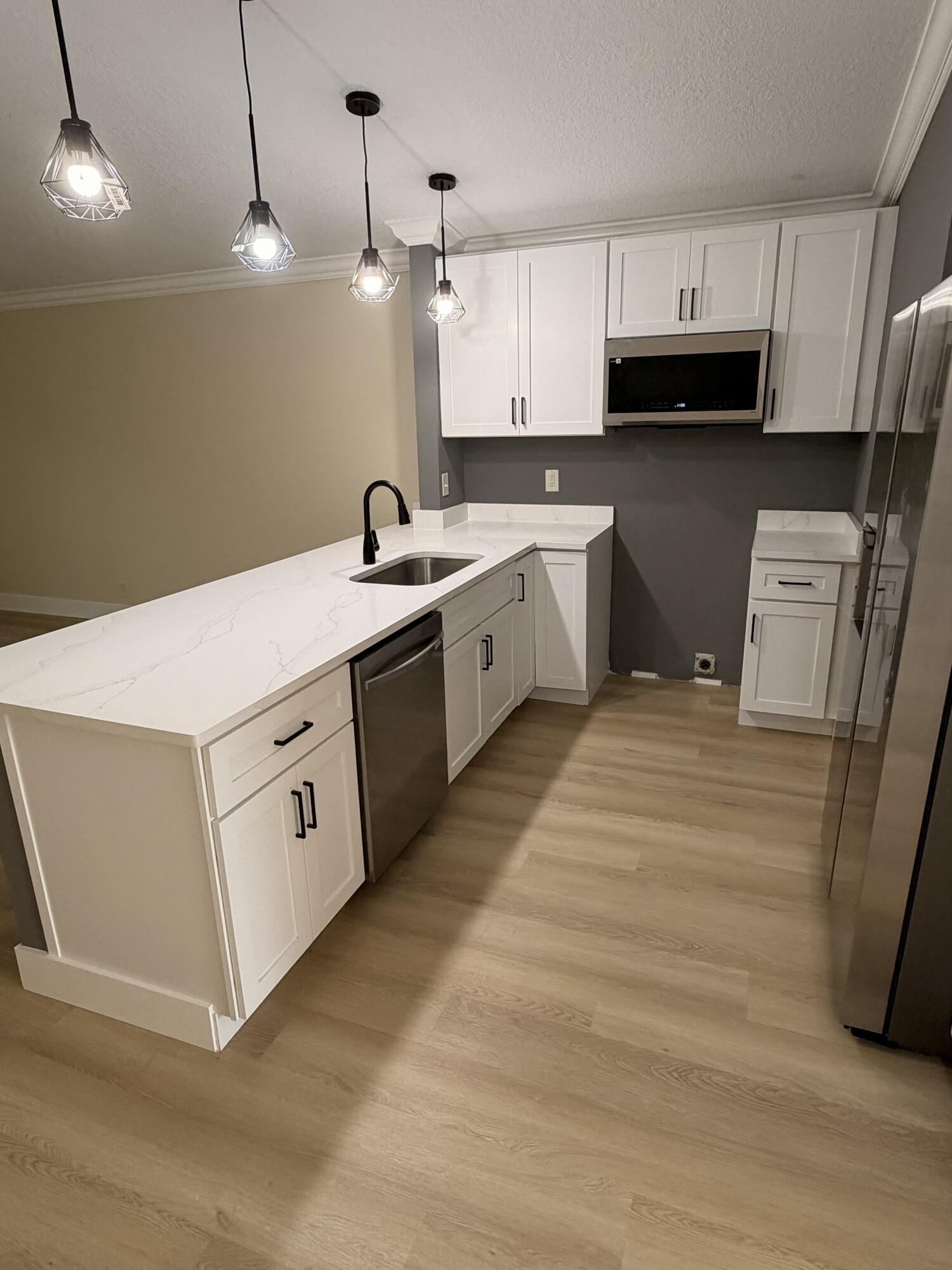 22306 Timberly Drive Boca Raton, FL 33428 - Photo 4 of 35 IMG_0121