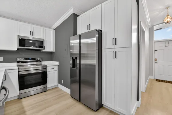 $3,250 | 22306 Timberly Drive, Boca Raton, FL 33428