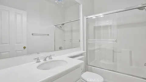 $1,075,000 | 13396 North Hearst Court, Tustin, CA 92782